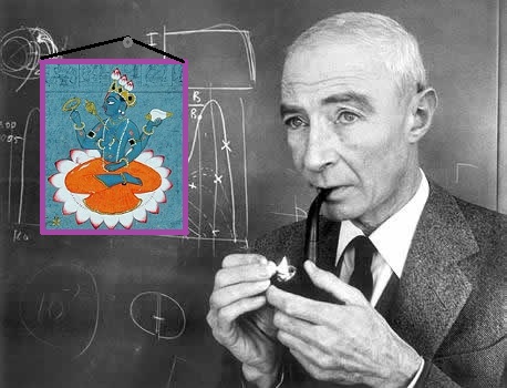 Robert Oppenheimer, med en tavla föreställande Vishnu på väggen